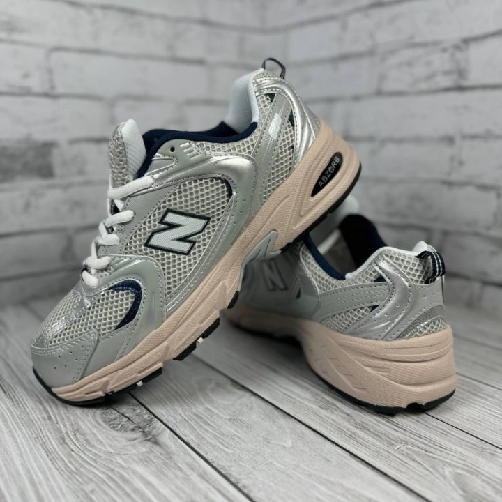 New Balance 530