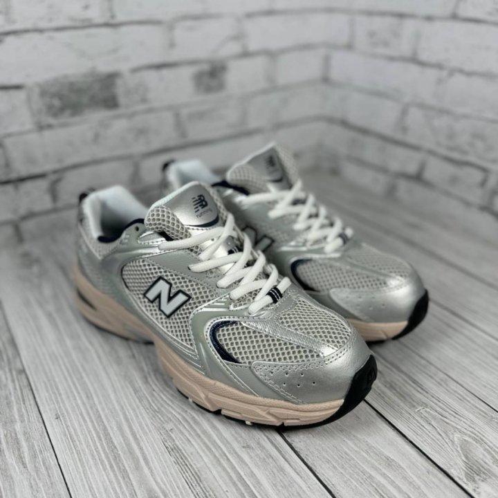 New Balance 530