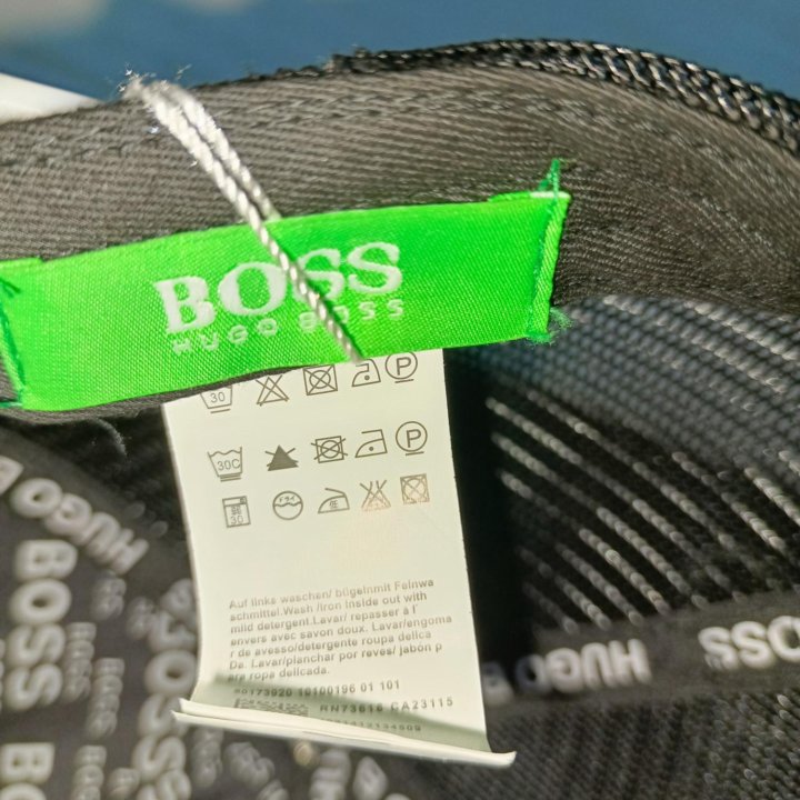 Бейсболка новая Hugo Boss