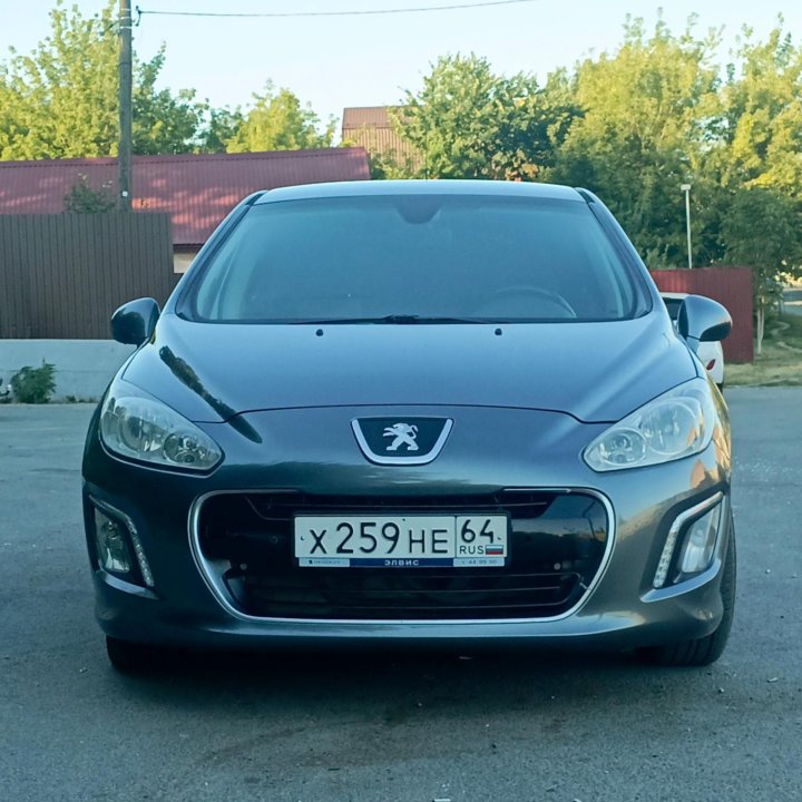 Peugeot 308, 2011