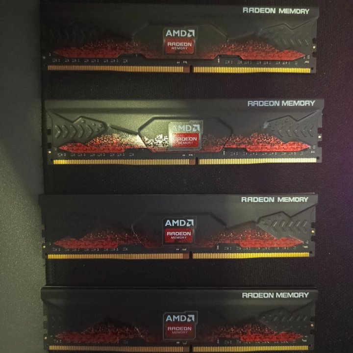 AMD Radeon Т9 Gamer Series 32gb [R9S416G3206U2K]