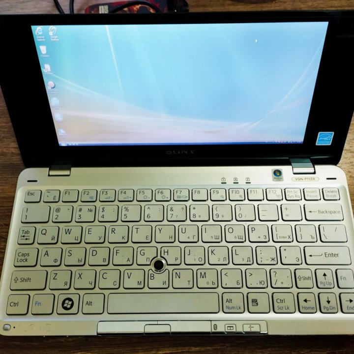 Ноутбук Sony Vaio vgn-p11zr