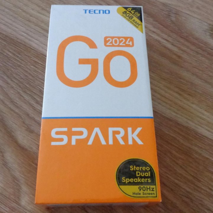 Смартфон Tecno SPARK Go 2024 4/64GB