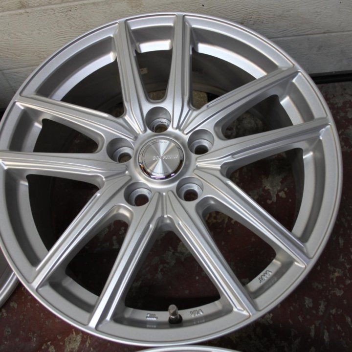 Диски R17 Bridgestone Eco Forme Toyota 5х114.3 7J