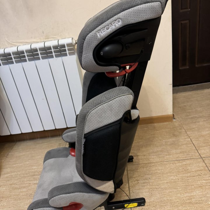 Кресло Recaro