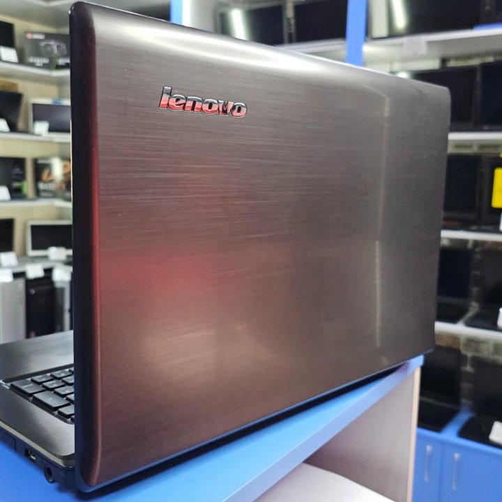 Ноутбук Lenovo 17.3