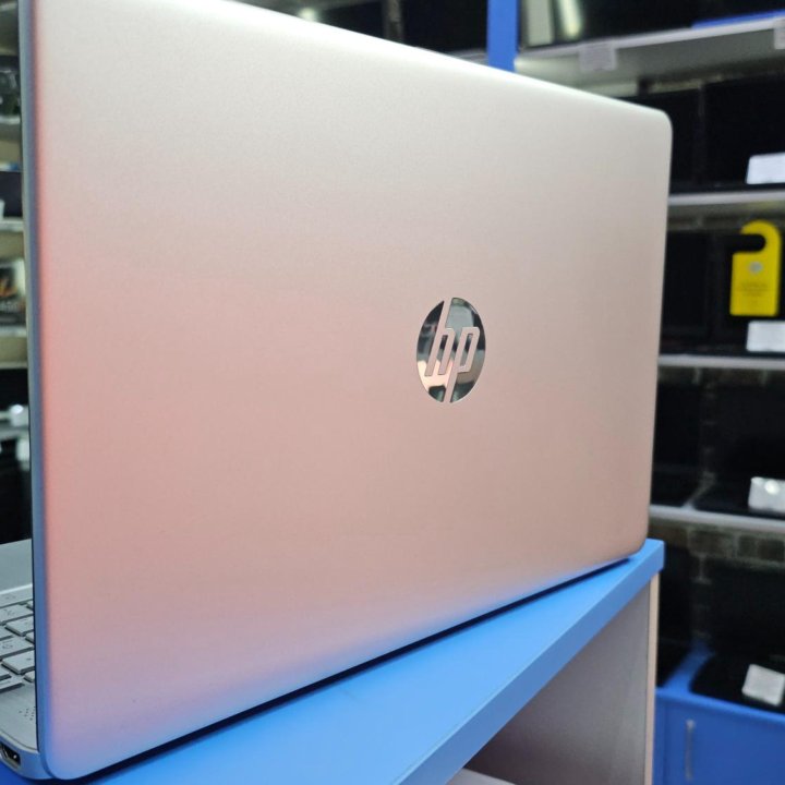 Ноутбук HP 15.6