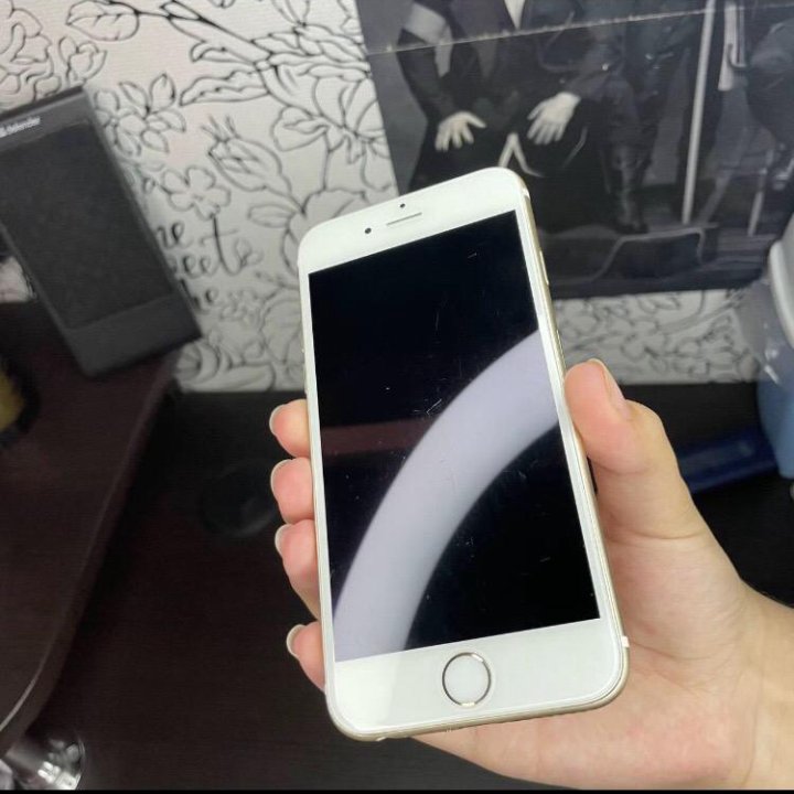 Телефон iPhone6S