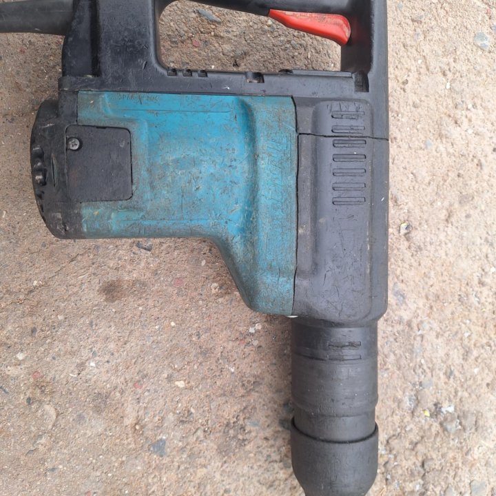 Перфоратор makita hr4000c