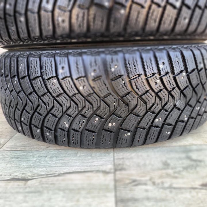 235/60/18, Michelin X Ice North 2, 2 шт