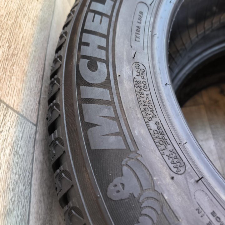 235/60/18, Michelin X Ice North 2, 2 шт