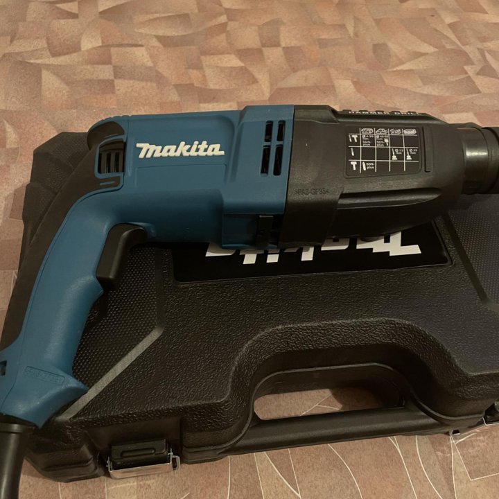 Перфоратор makita