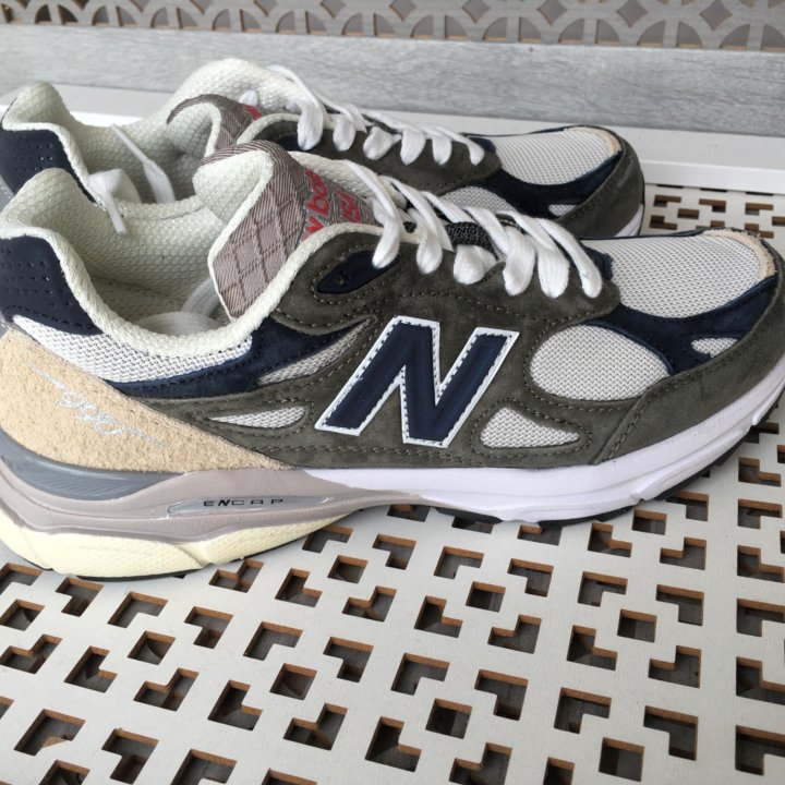 Кроссовки NB 990 (40 Eu)