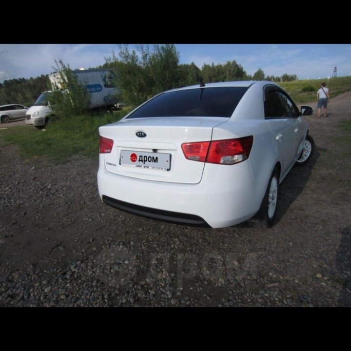 Kia Cerato, 2011