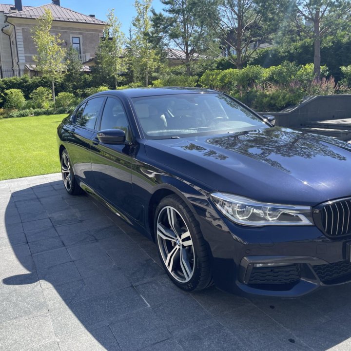 BMW 7 серия, 2017