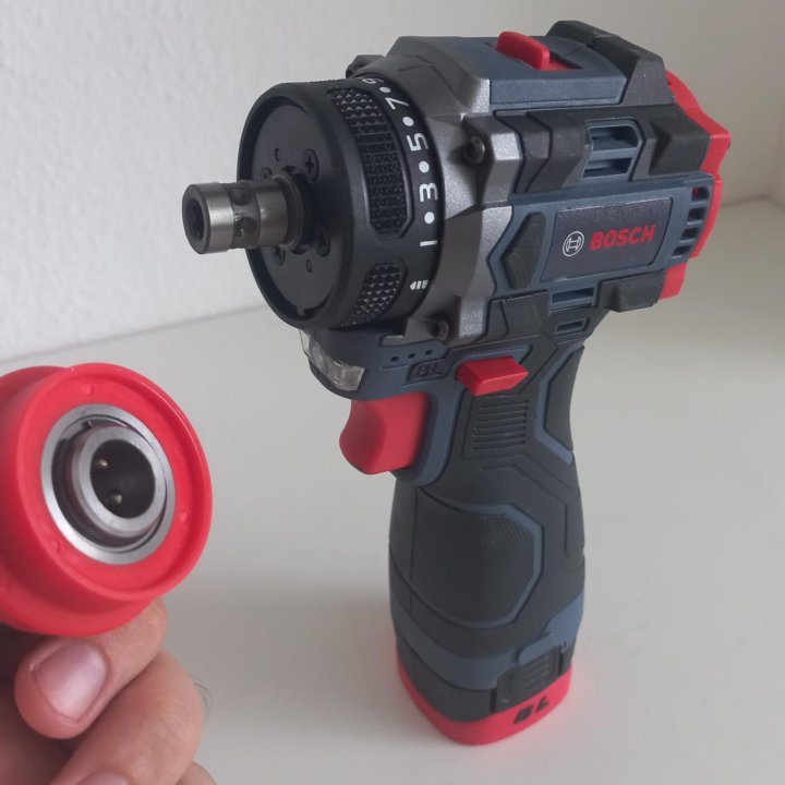 Шуруповерт BOSCH 18V 2в1