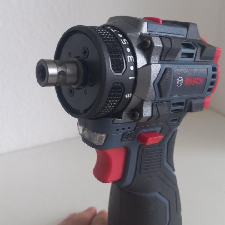 Шуруповерт BOSCH 18V 2в1