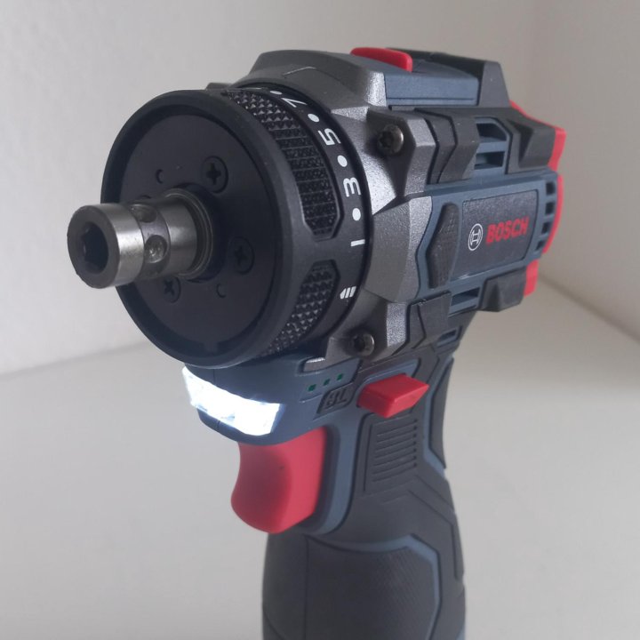 Шуруповерт BOSCH 18V 2в1