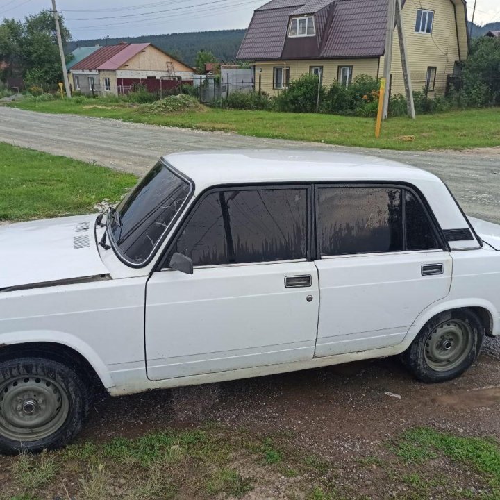 ВАЗ (Lada) 2107, 2000