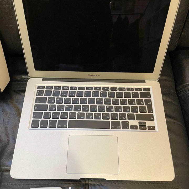 MacBook Air13-inch
