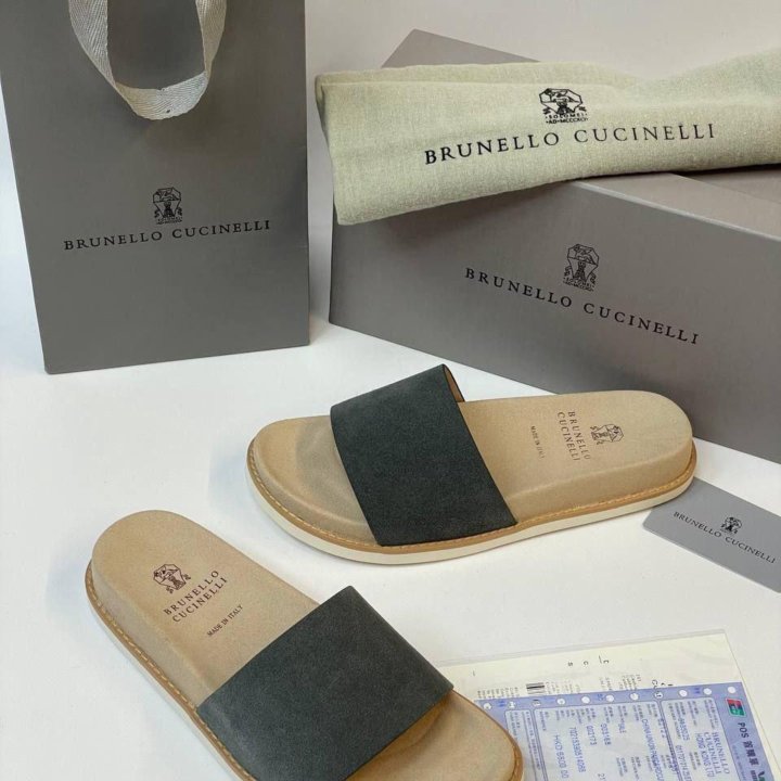 Натуральные шлёпанцы Brunello Cucinelli