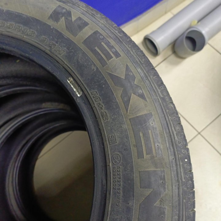 205/65R16 Nexen без грыж и порезов