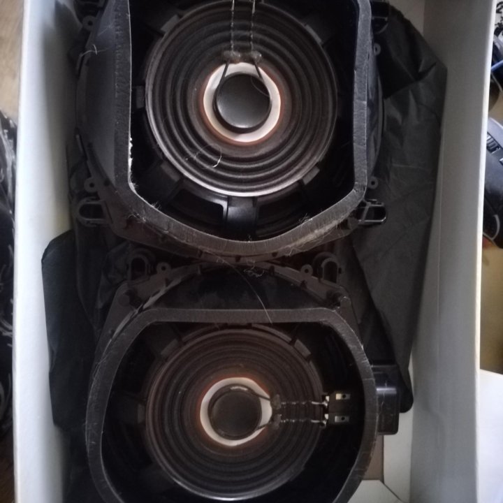 Alto Falante Subwoofer Bmw X5 35i