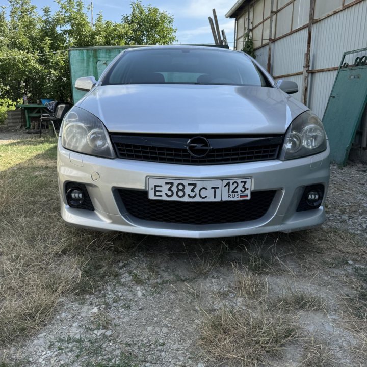 Opel Astra GTC, 2007