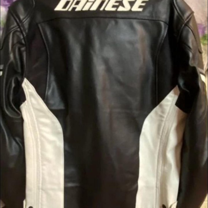 Мотокуртка новая Dainese