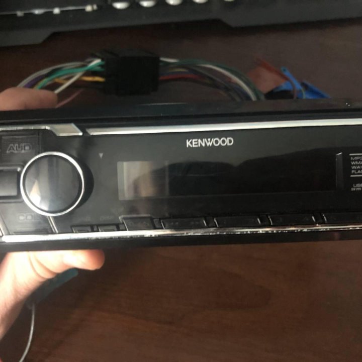 Автомагнитола KENWOOD KMM-125