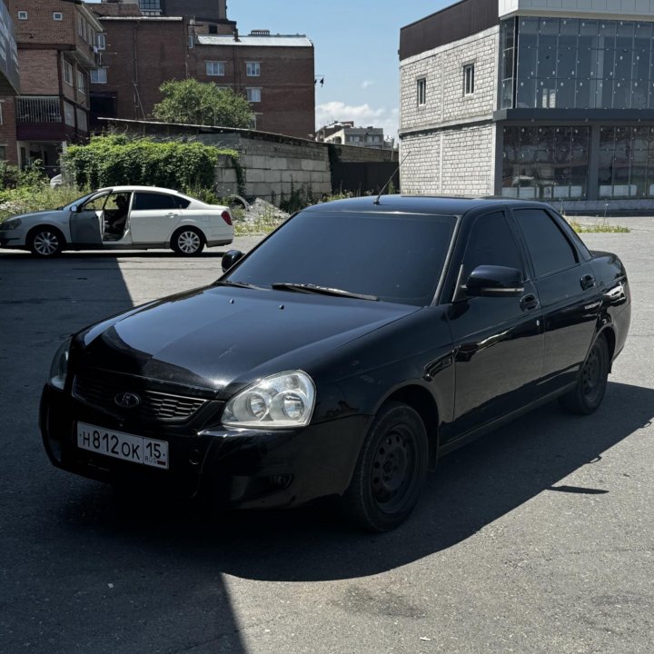 ВАЗ (Lada) Priora, 2012