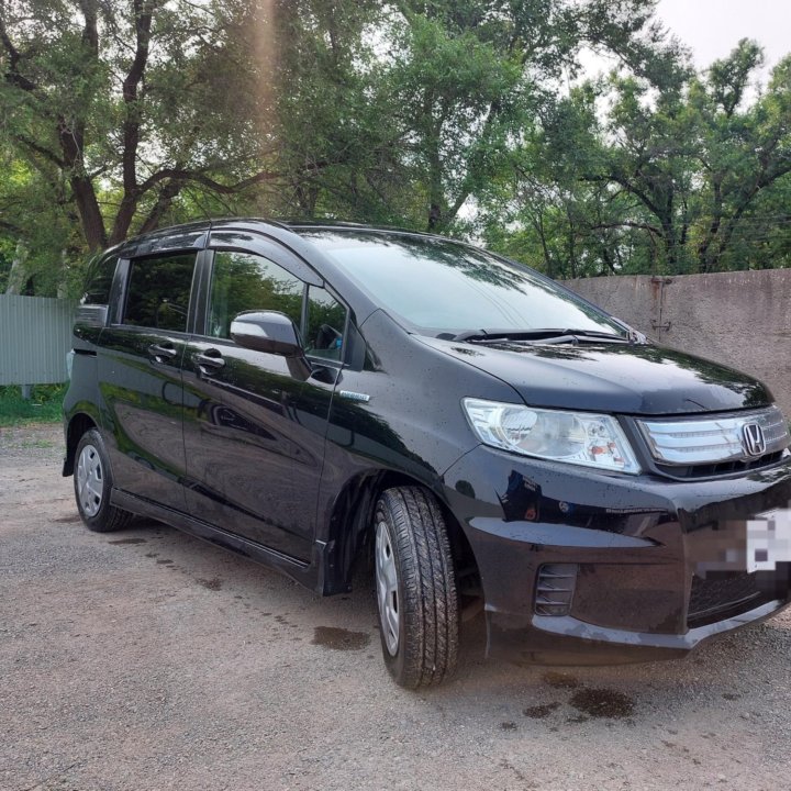 Honda Freed, 2012