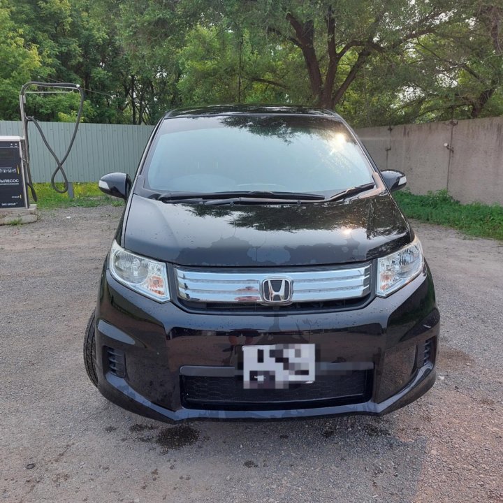 Honda Freed, 2012