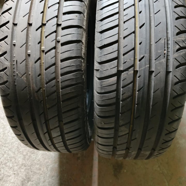 Vlattl 215/60R16