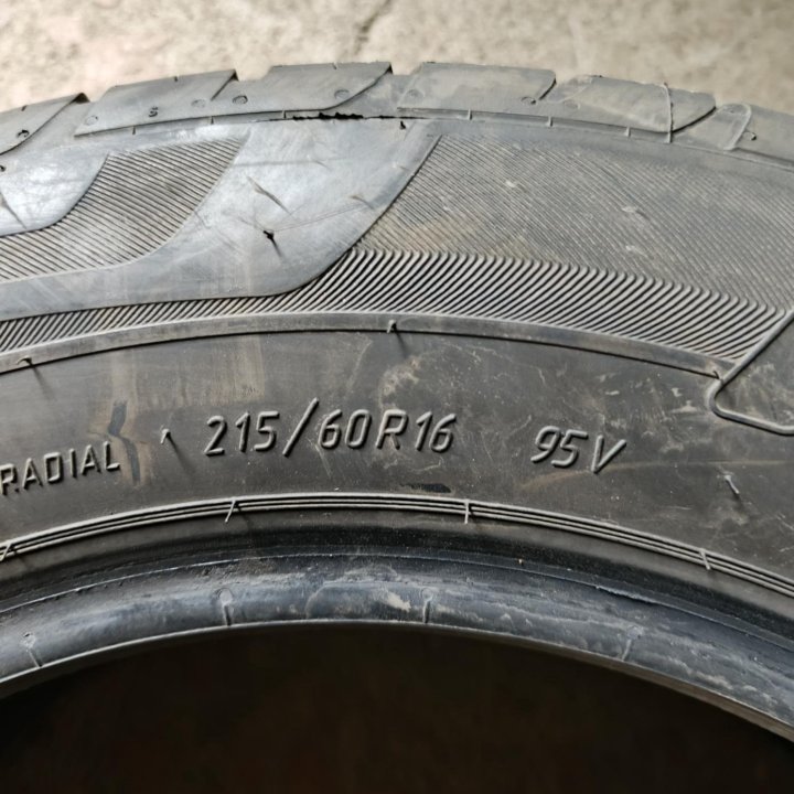 Vlattl 215/60R16