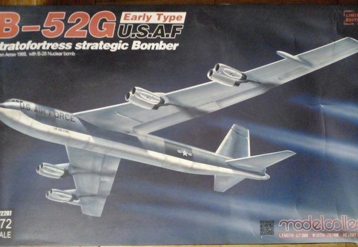 Модель UA72207 B-52G Stratofortress 1:72 Modelcoll