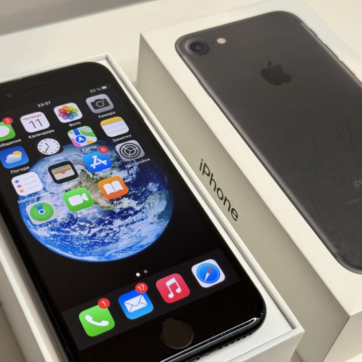 IPhone 7 черного цвета