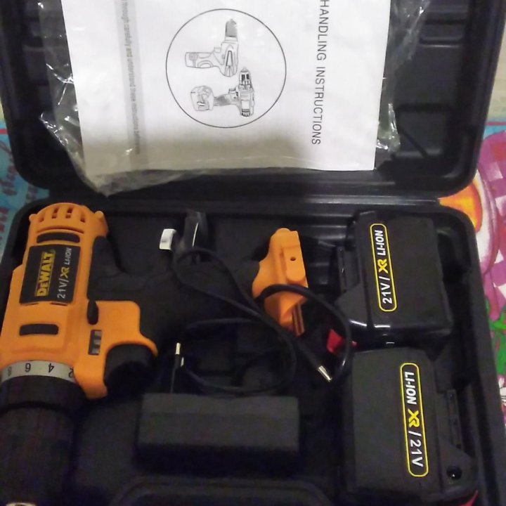 DEWALT DCD-700 Дрель-шуруповёрт