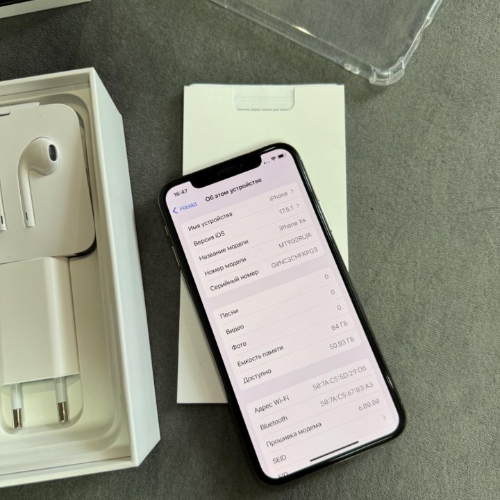 Продам iPhone XS 64Gb Gold РСТ