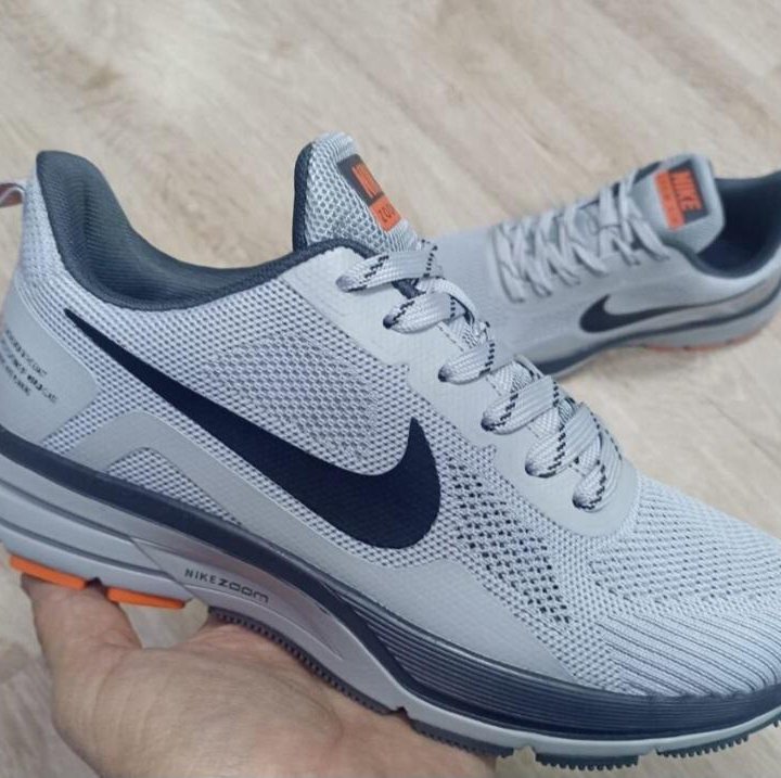 Кроссовки Nike Zoom