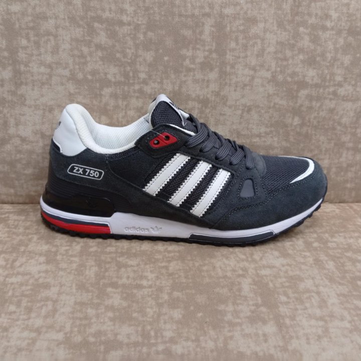 Adidas ZX 750. р. 40-45