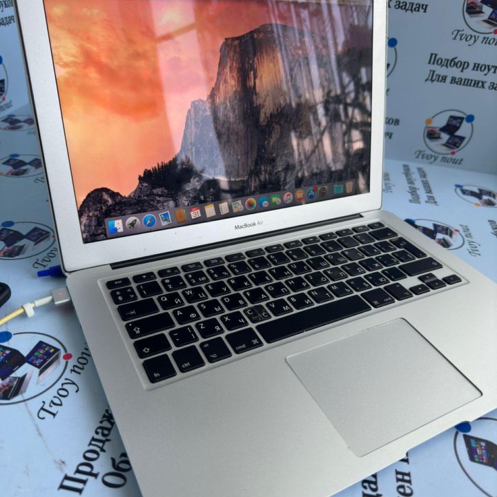 MacBook Air 13 2014 CORE I5 1.4/4/128gb SSD