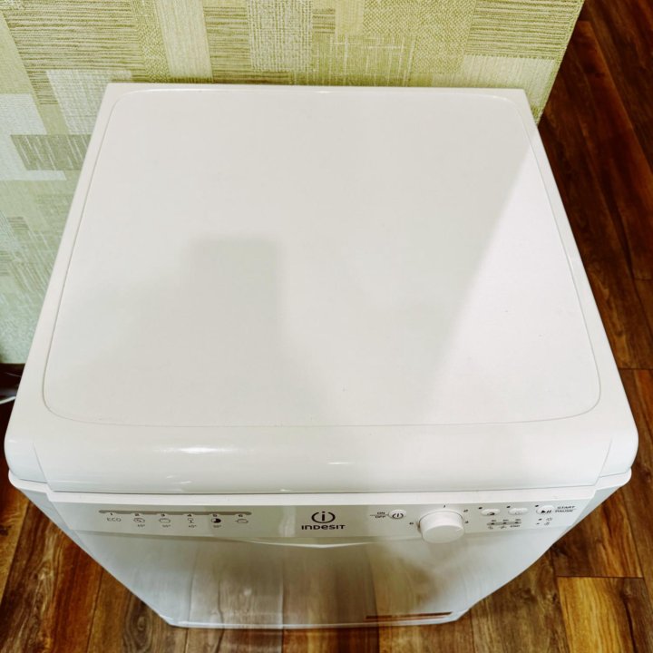 Indesit Посудомоечная машина DFG26B10EU