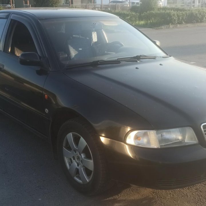 Audi A4, 1996