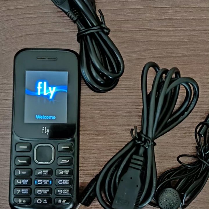 Телефон fly