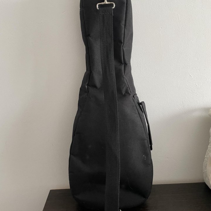 укулеле с чехлом