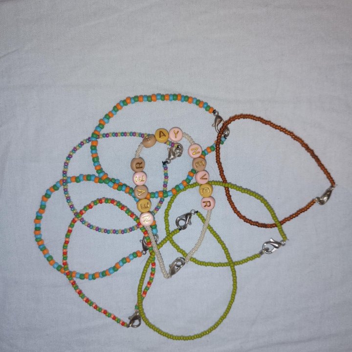 Браслеты из бисера