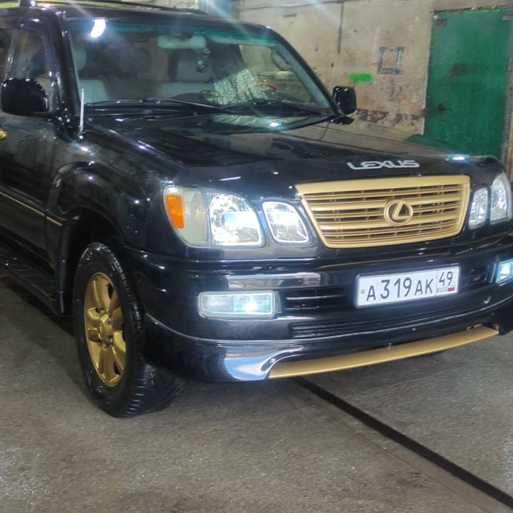 Lexus LX, 2003