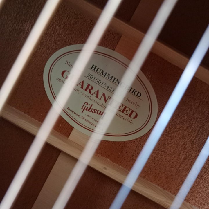 Акустическая гитара Gibson