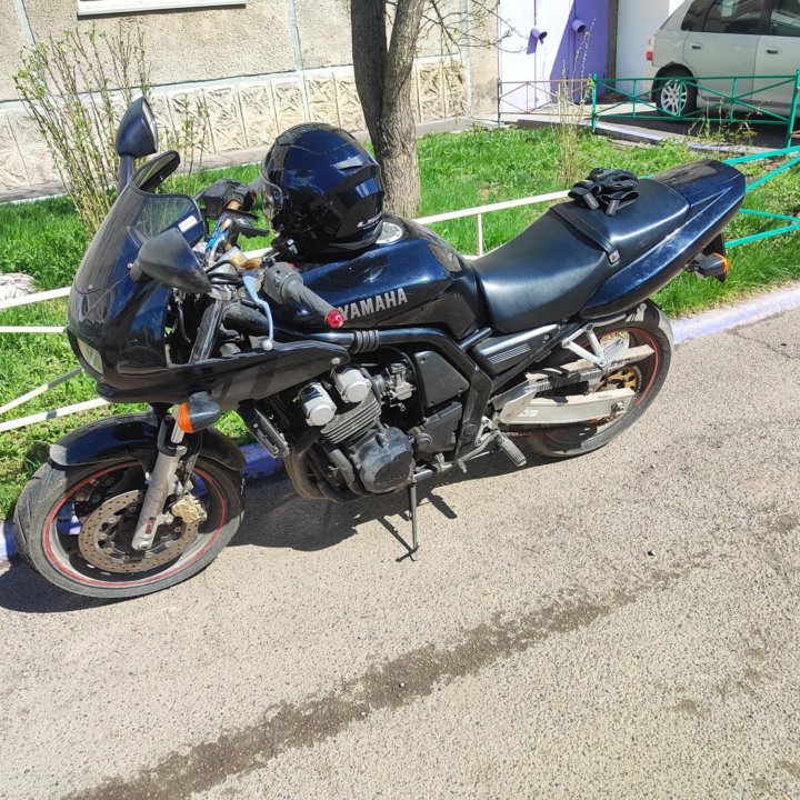 Yamaha fz400